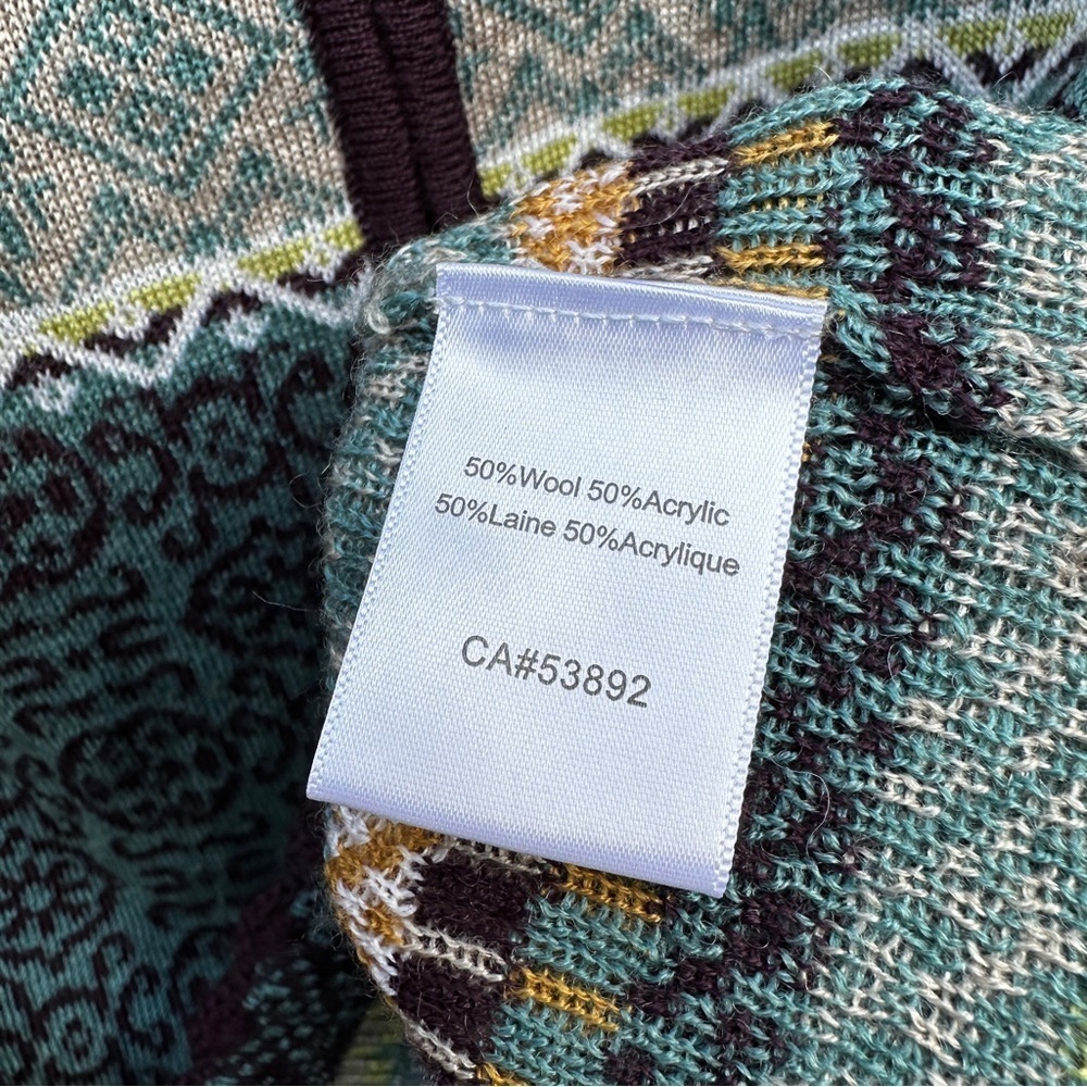 Icelandic Design cardigan jacket - Picture 7 of 8